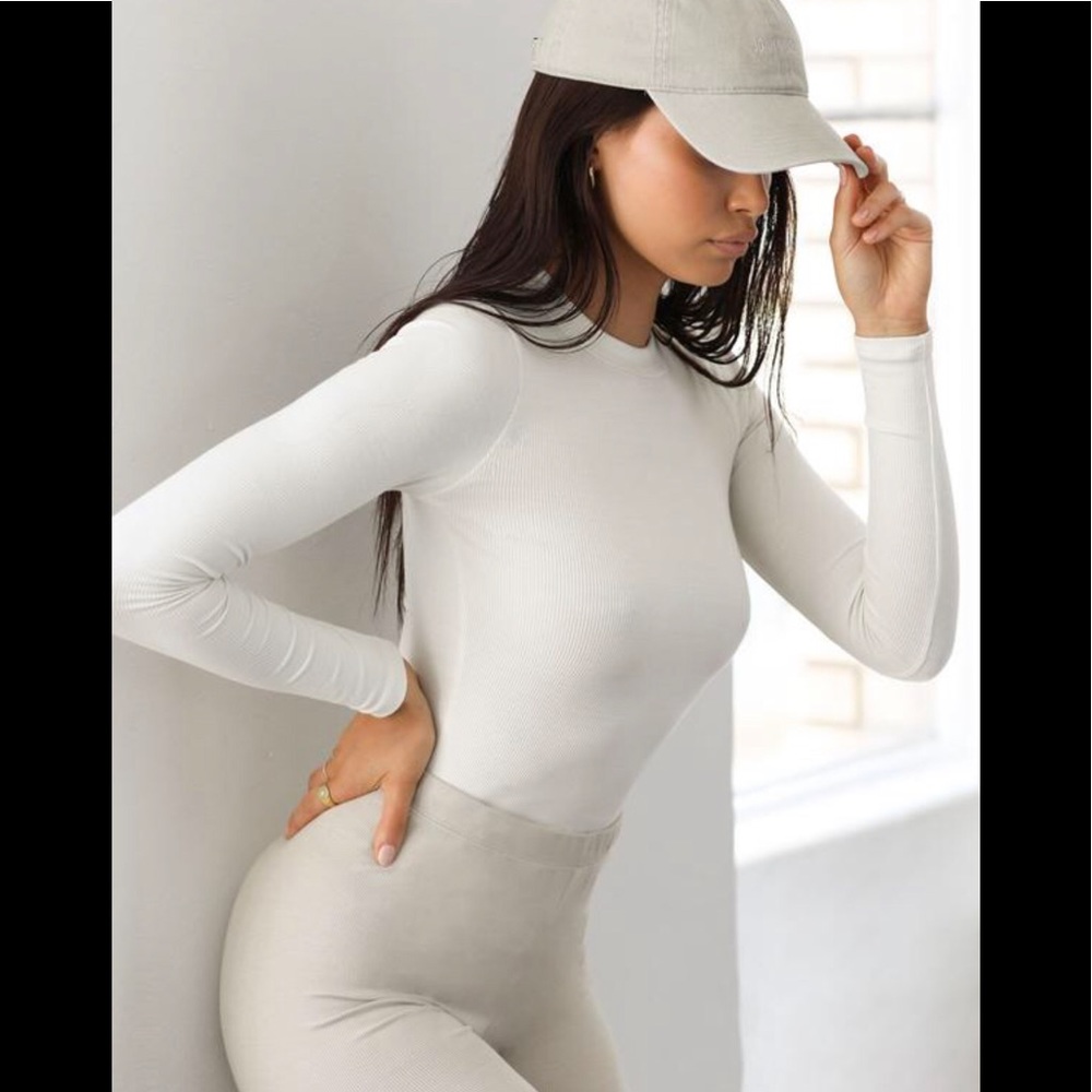 Joah Brown Long Sleeve